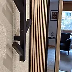 Апартаменти Altrove - Modern, Spacious & Лейкербад