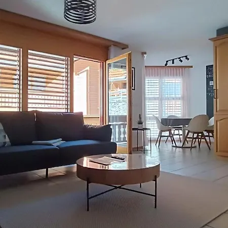 Altrove - Modern, Spacious & شقة