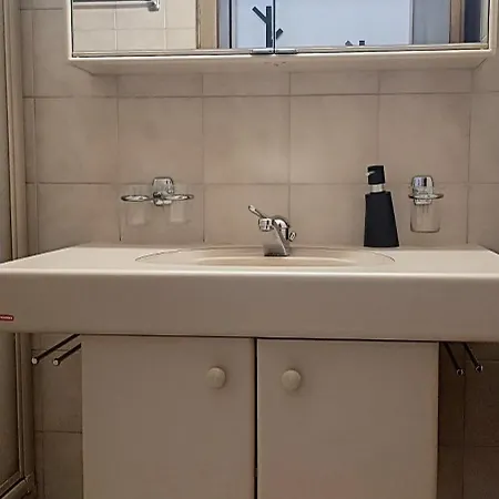 Altrove - Modern, Spacious & *