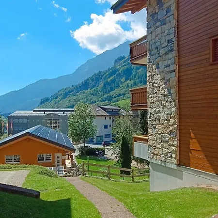 Altrove - Modern, Spacious & Appartement