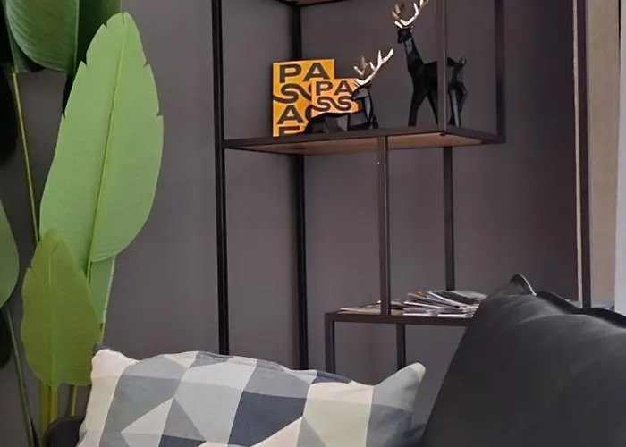 Altrove - Modern, Spacious & شقة *