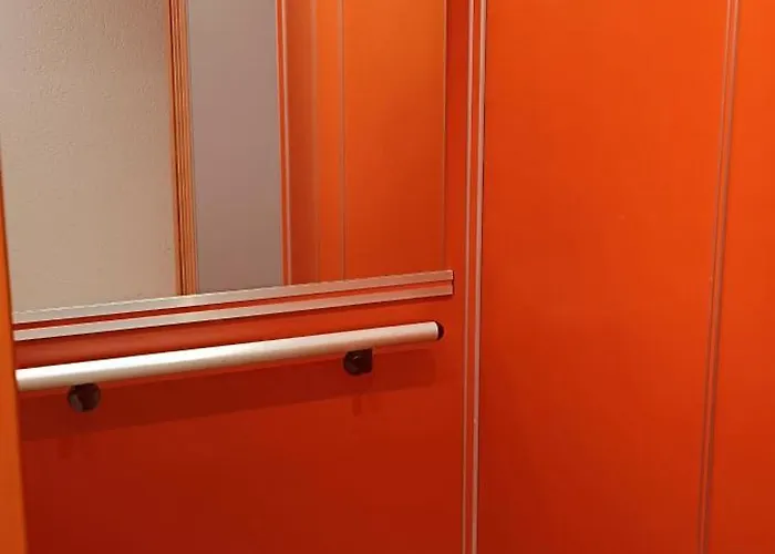 Altrove - Modern, Spacious & *